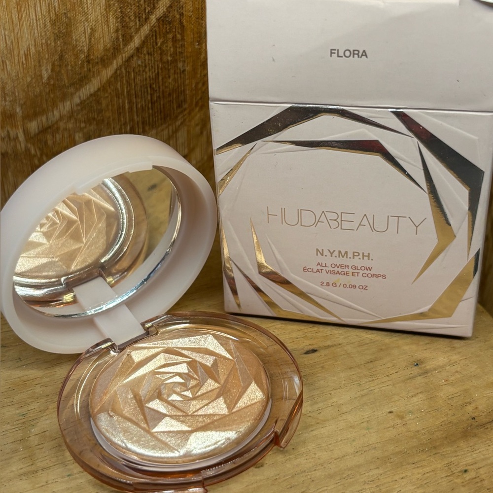 HUDA BEAUTY N.Y.M.P.H. Highlighter Flora mini 2.8 g RARE
